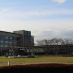 公務員への中途採用の募集で年齢制限や給料はどうなっているか？